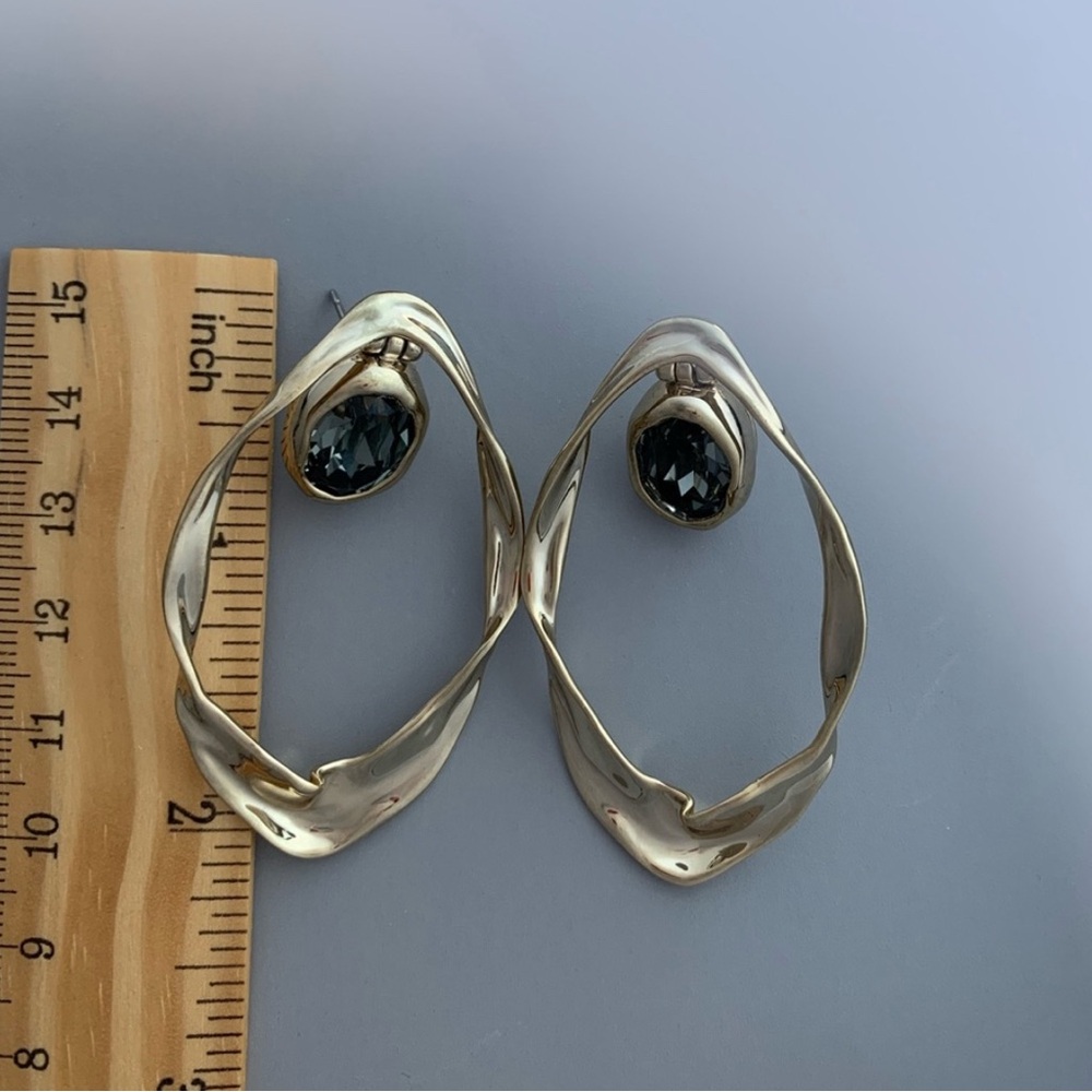 New ALEXIS BITTAR Crumpled Orbiting Swinging Door Knocker Gold Drop Earrings - Picture 6 of 11